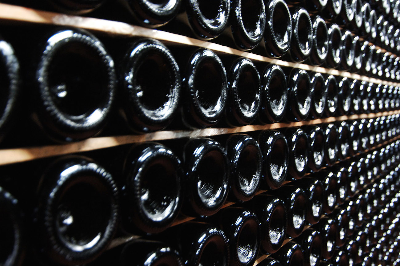 30,000 bottles of fake Brunello confiscated by police | Florence Daily News