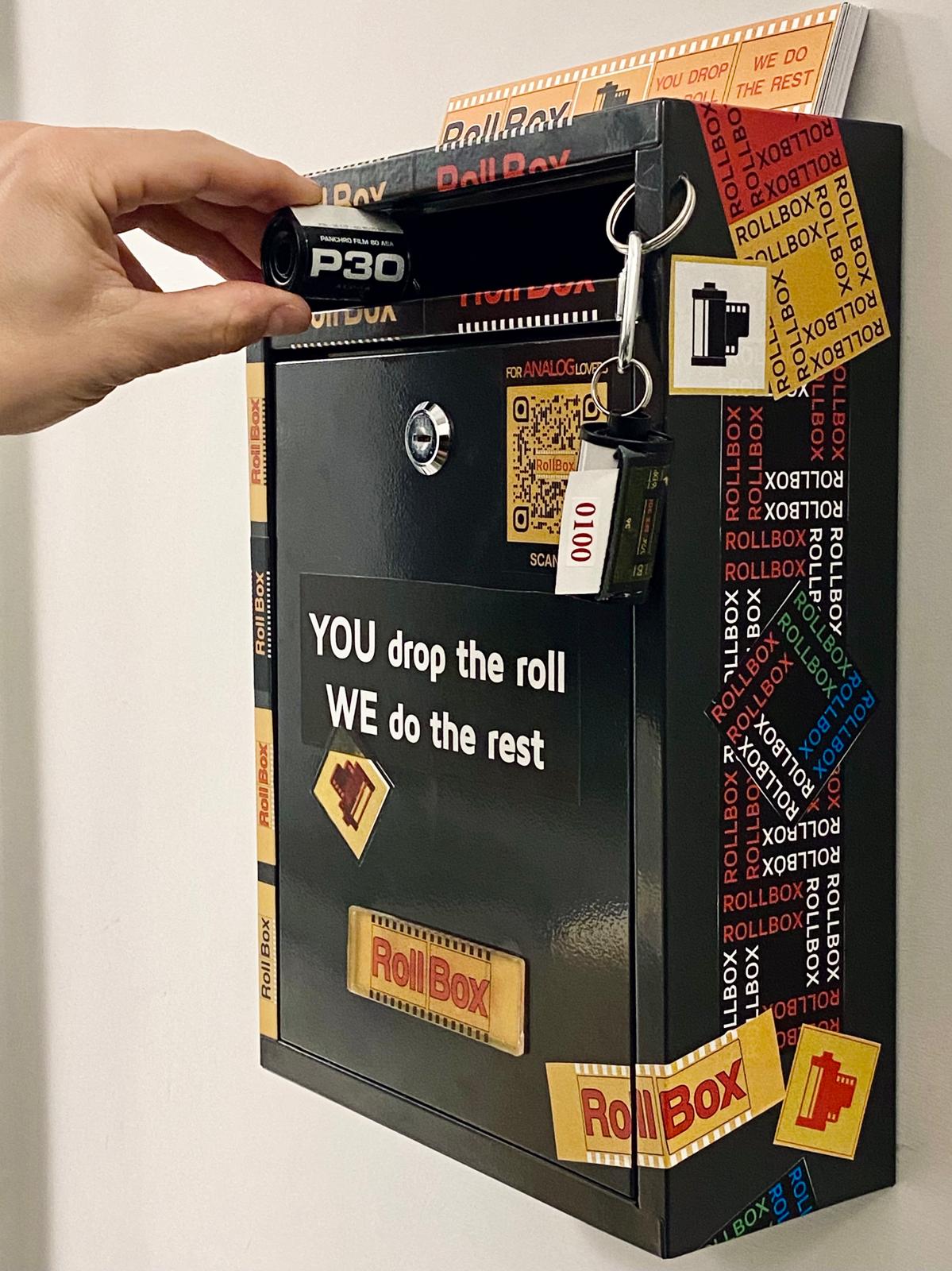 Rollbox: Analog Fotoğrafçılığı Floransa'da Hayata Döndürüyor