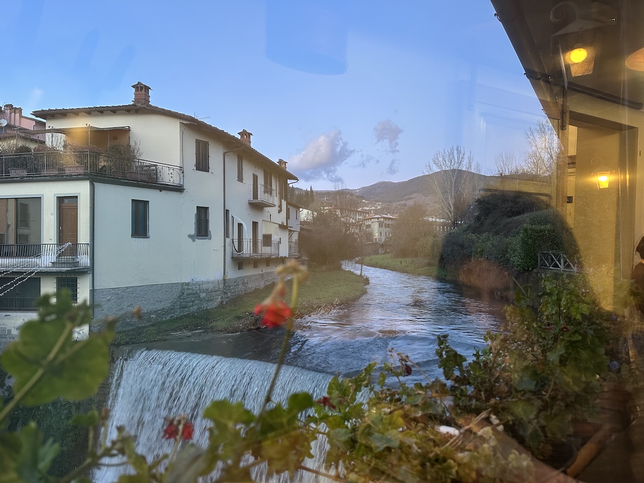 Casentino Kumaş: Bir Kumaş Hafızaya Dönüştüğünde ve Kaybolma Riski Olduğunda