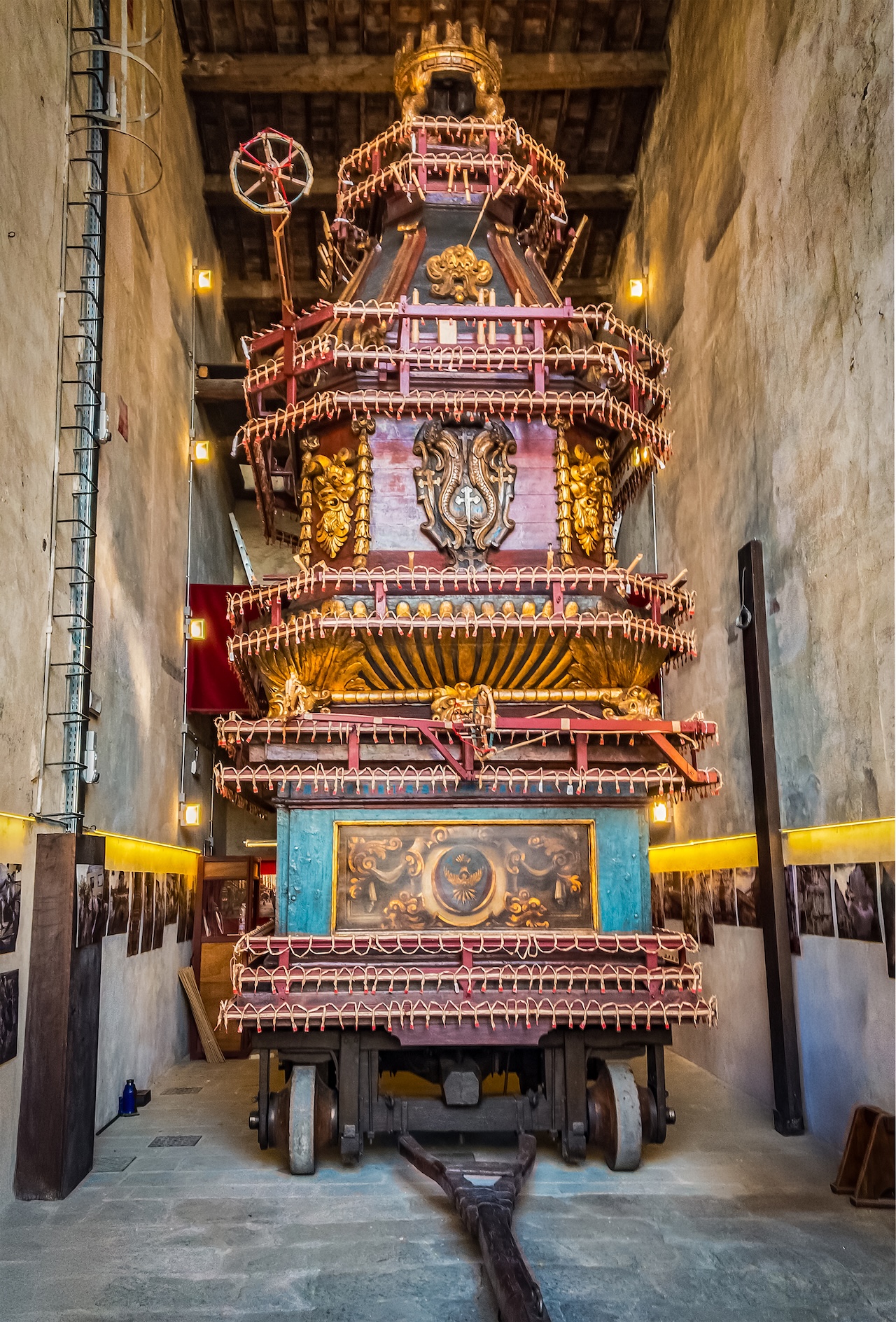 Floransa, Brindellone deposunun tarihi kapısını restore ediyor