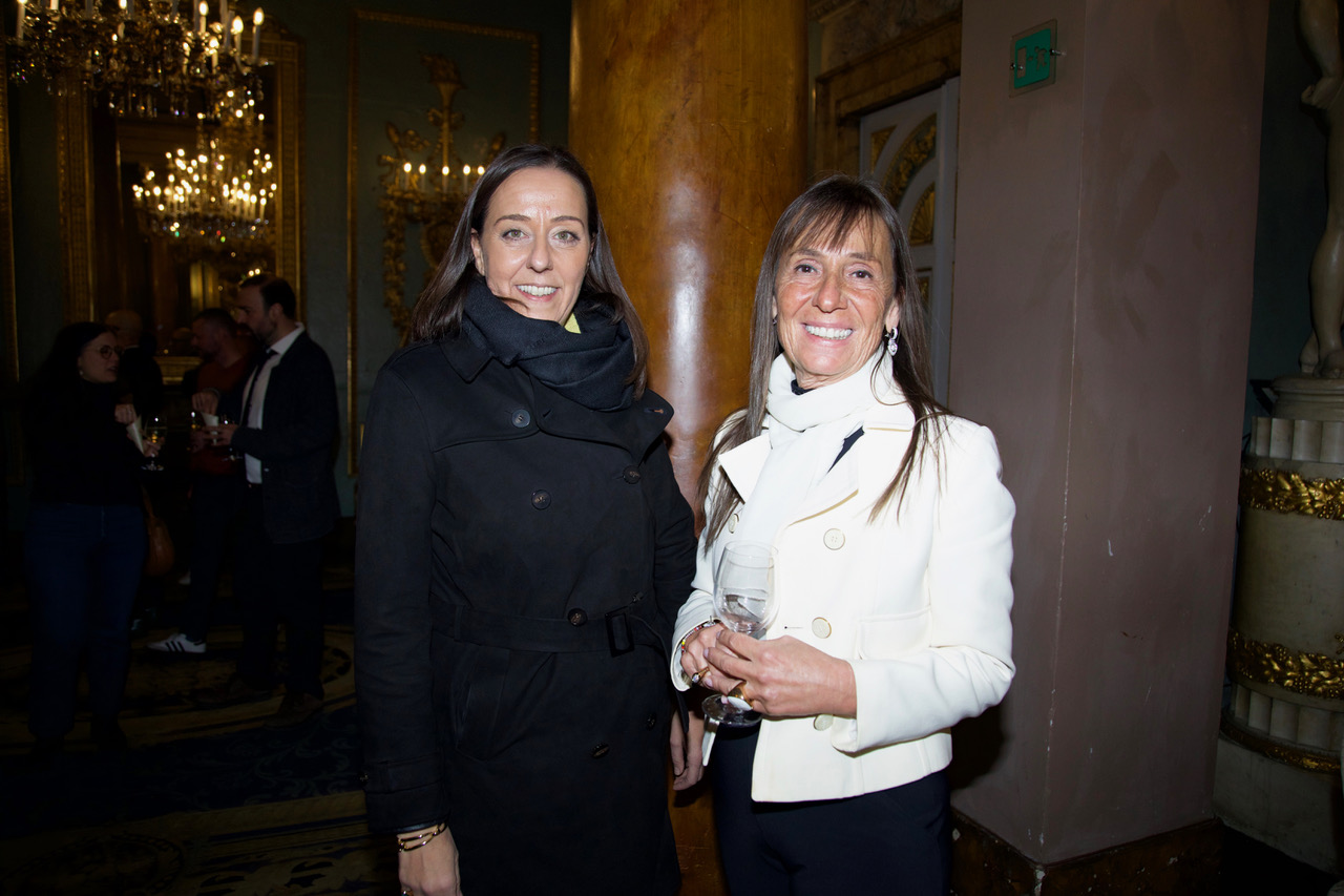 Floransa Amerikan Üniversitesi NECHE'den ABD akreditasyonu aldı