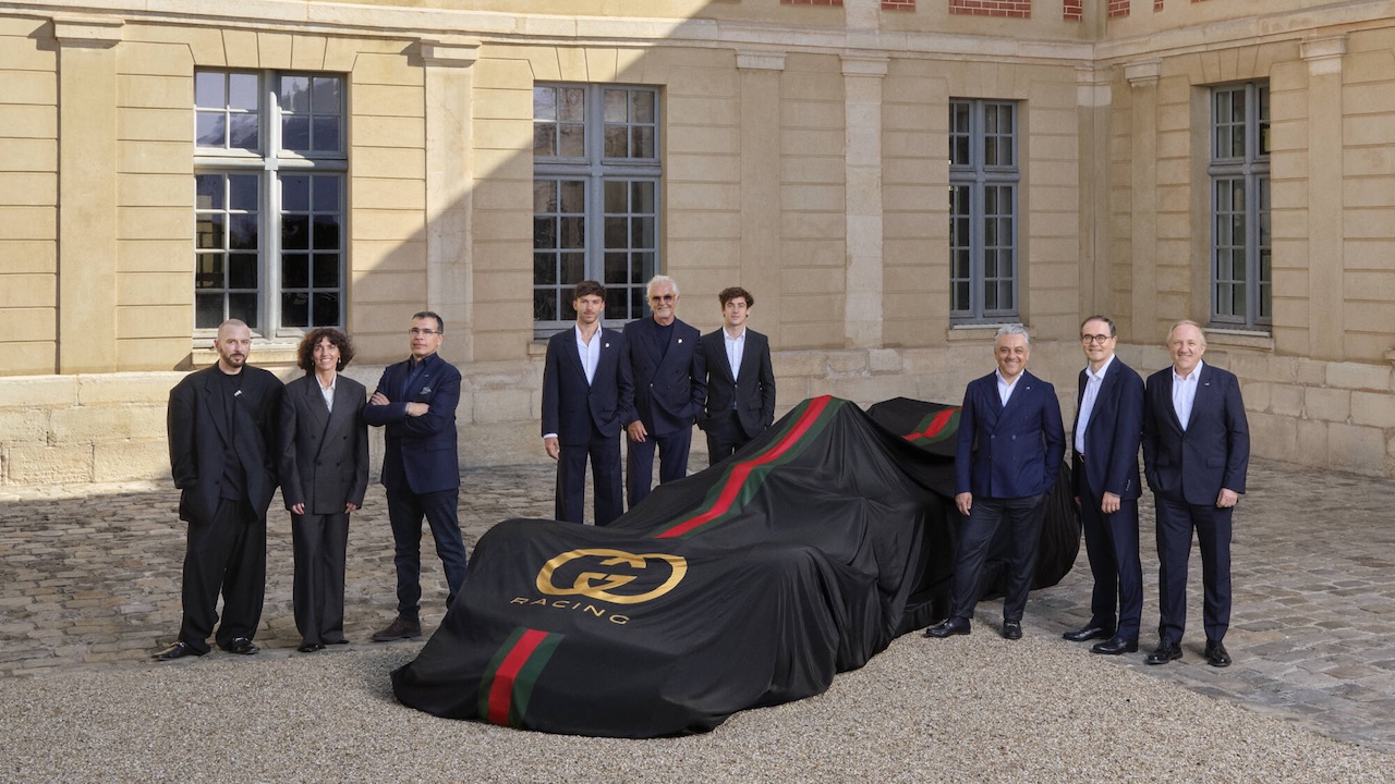 Gucci yarışmaya devam ederken Ferrari sessiz kalıyor