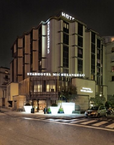 Makeovermania Courtesy Of Starhotels Florence Daily News Starhotels Michelangelo Florence