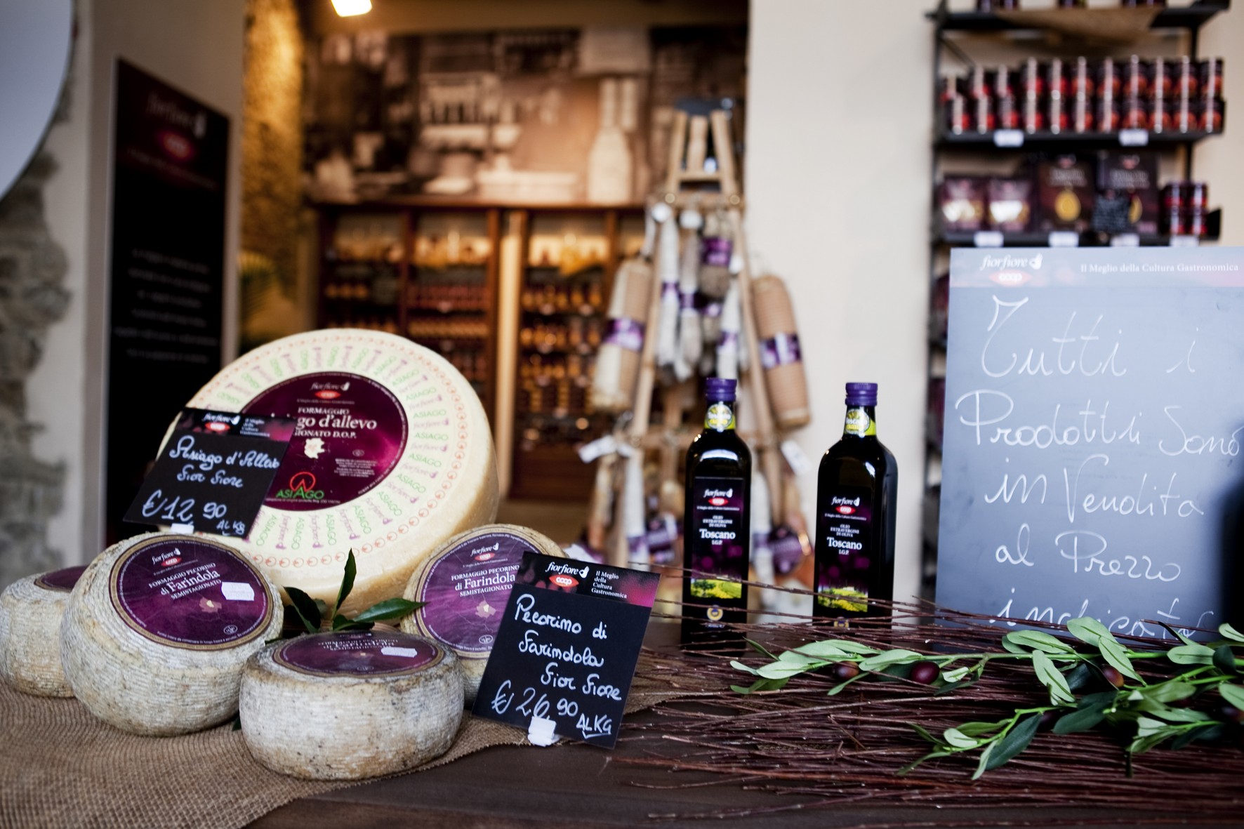 The International Handicrafts Trade Fair is an event organized at Fortezza da Basso