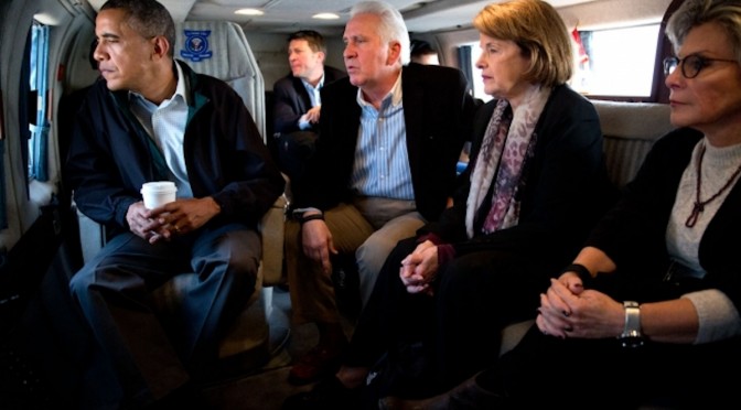Aboard Marine One, President Barack Obama looks out over the central valley of California with Rep. Jim Costa and Senators Dianne Feinstein and Barbara Boxer as they fly to an event in Firebaugh, Calif., Feb. 14, 2014. (Official White House Photo by Pete Souza)