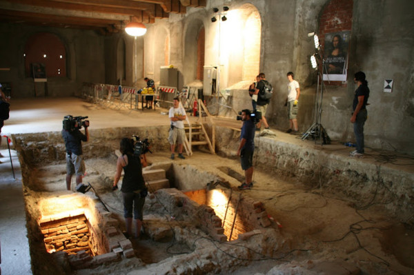 Mona Lisa identity's researches