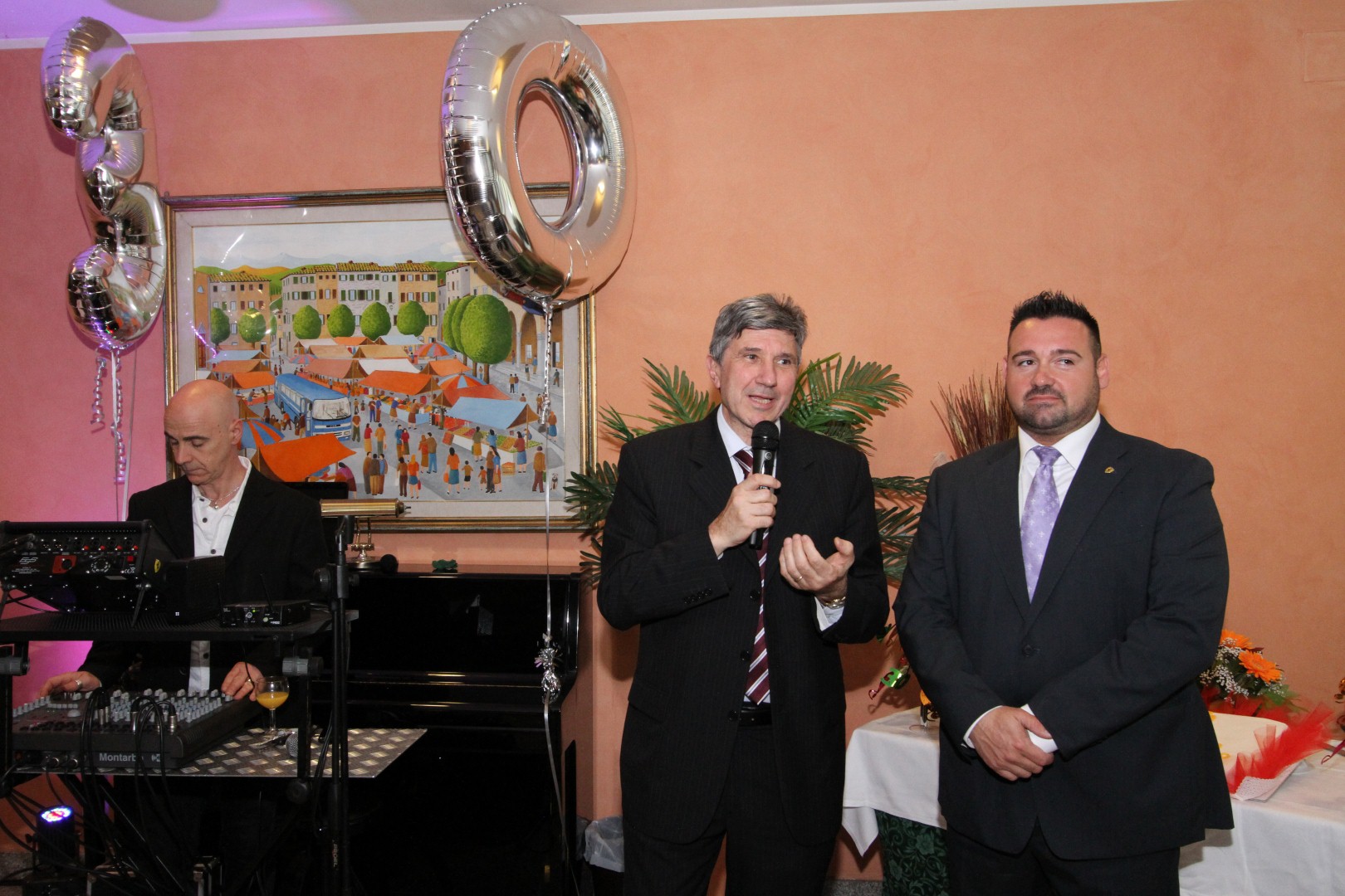 Right, general manager Marco Vensi (Credit: Foto Riccardo Innocenti)