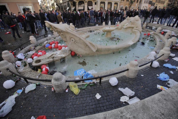 Barcaccia Fountain devasted by Feyanoord supporters
