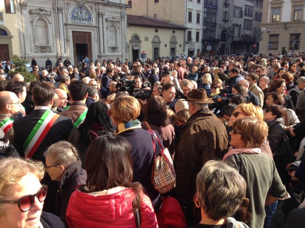 Florence reacts with solidarity to the Paris attacks