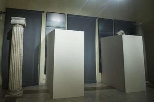 The covered statues during the Rouhani's visit in Rome