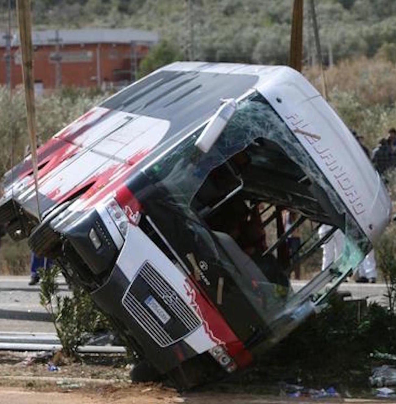 Seven Italian students among 13 Catalonia crash victims