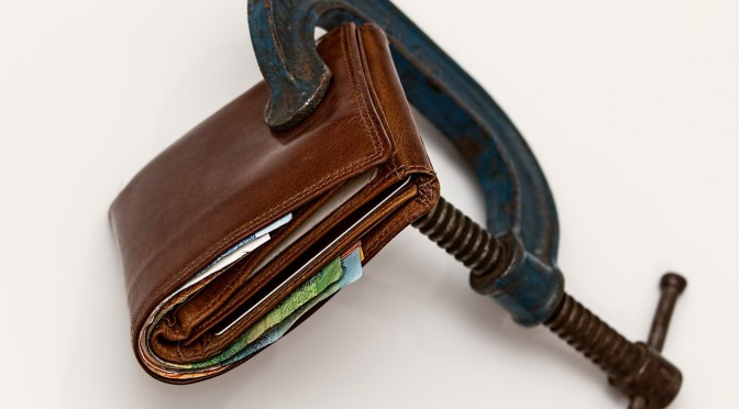 Deflation in 22 Italian cities during March 2016