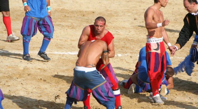 The Florence Historical Football (Lorenzo Noccioli via Wikipedia)