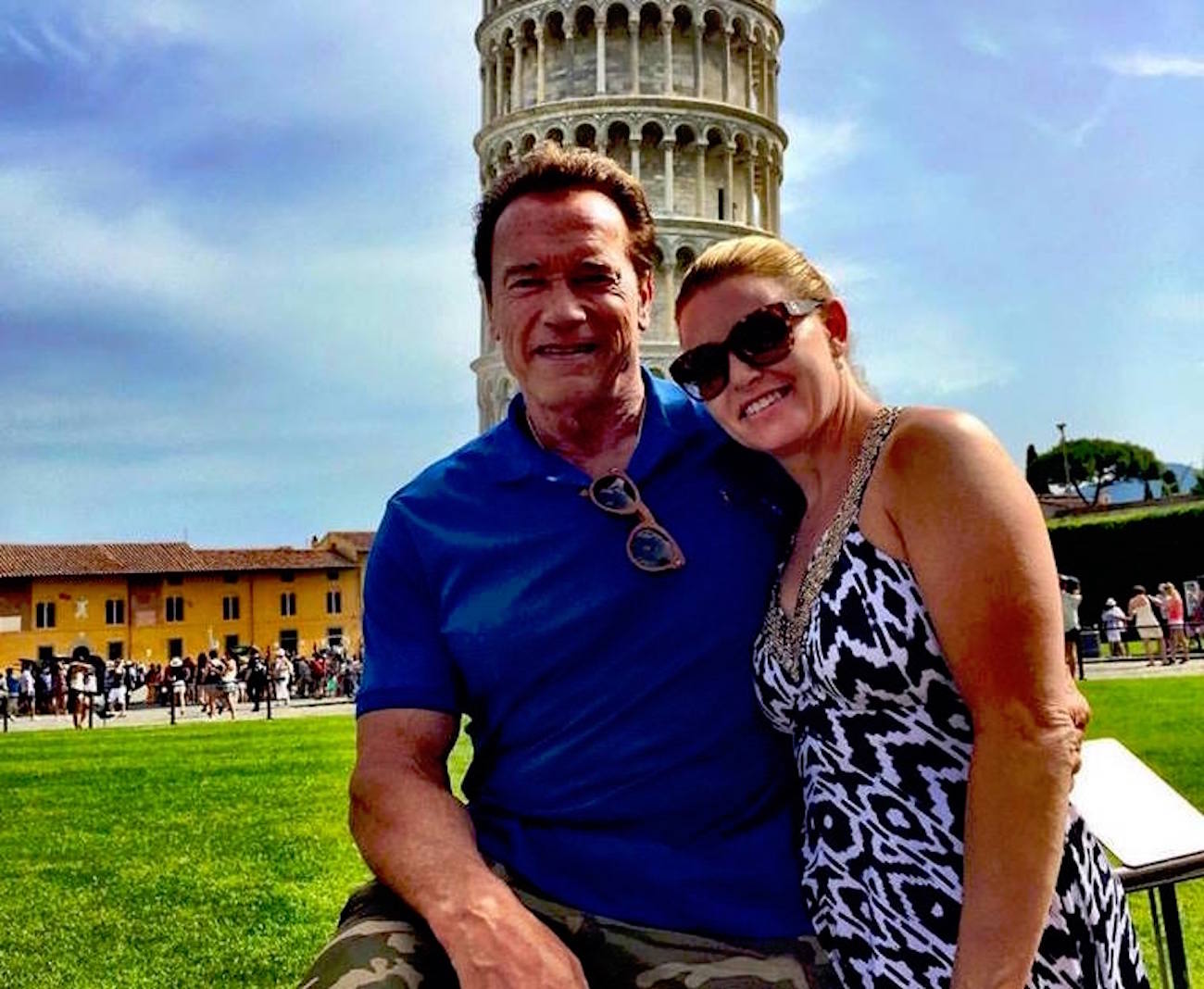 Schwarzenegger a tourist in Pisa