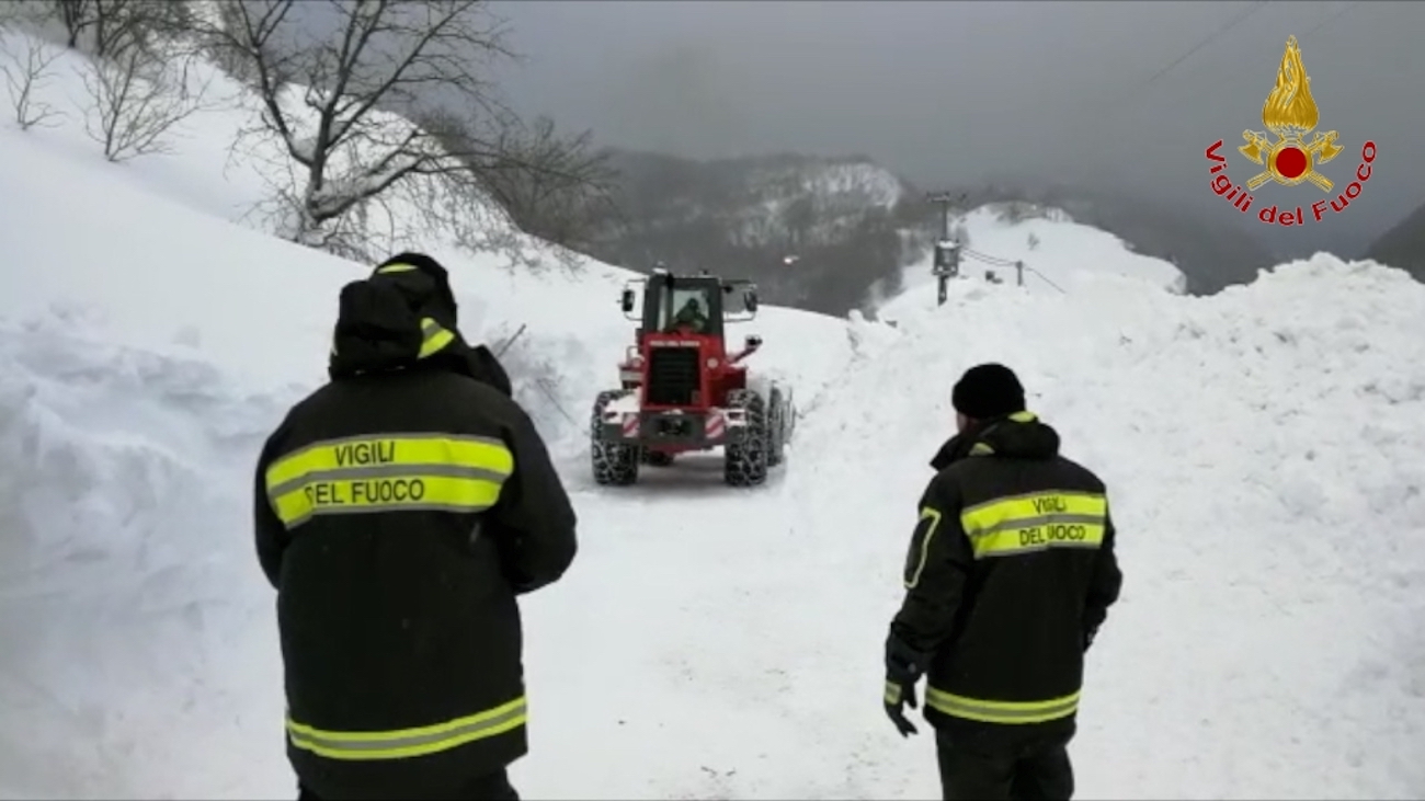 Firefighters reached the village of Colle (Ascoli Piceno)