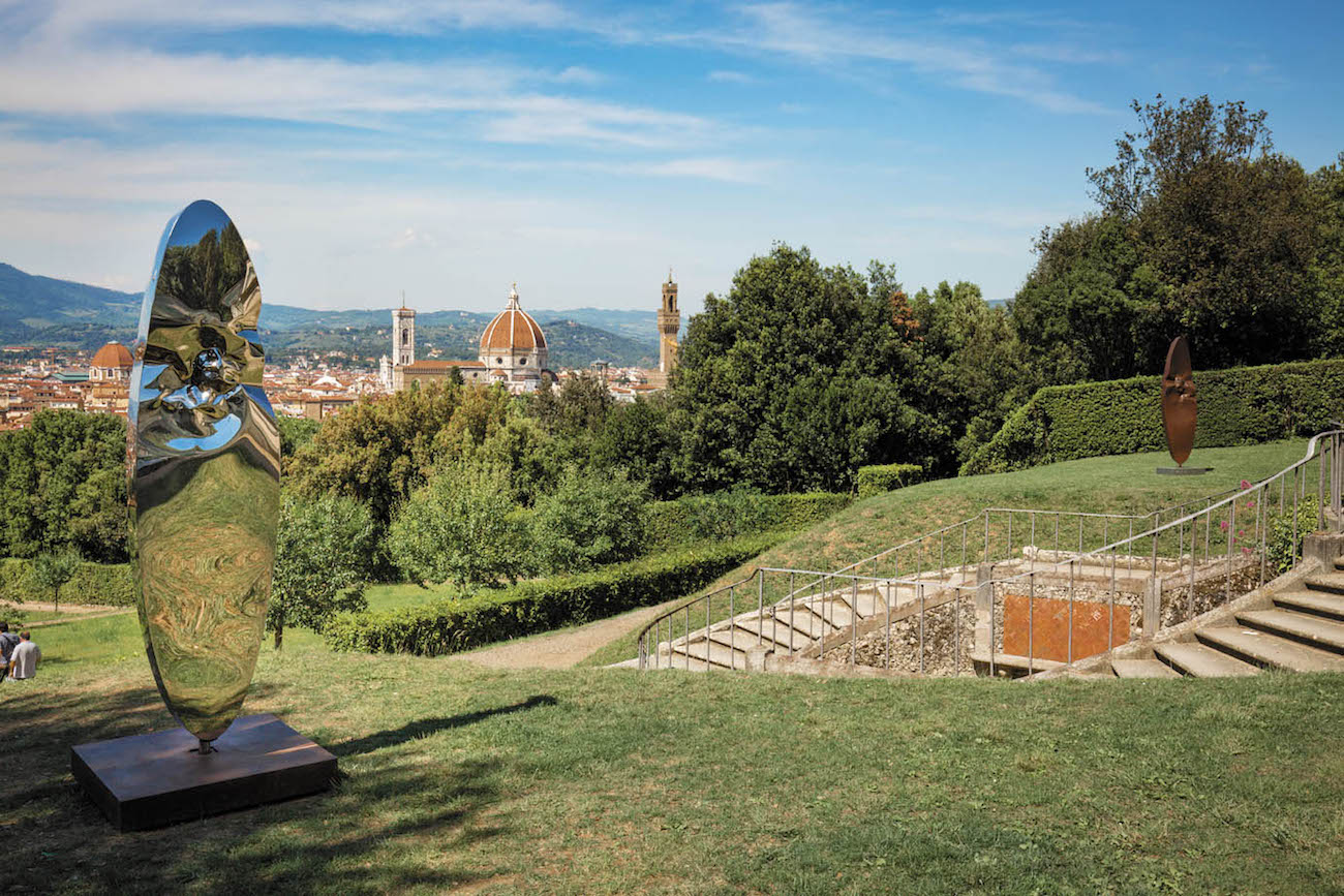 A new exhibition of monumental sculptures by the celebrated sculptor Helidon Xhixha