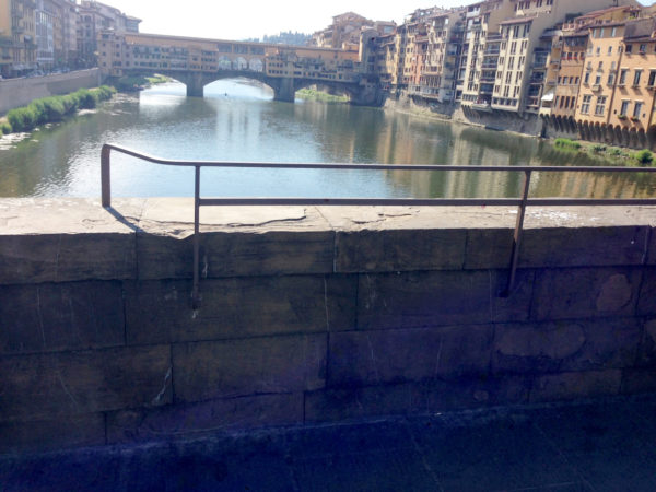 The controversial railing on the Ponte Santa Trinita