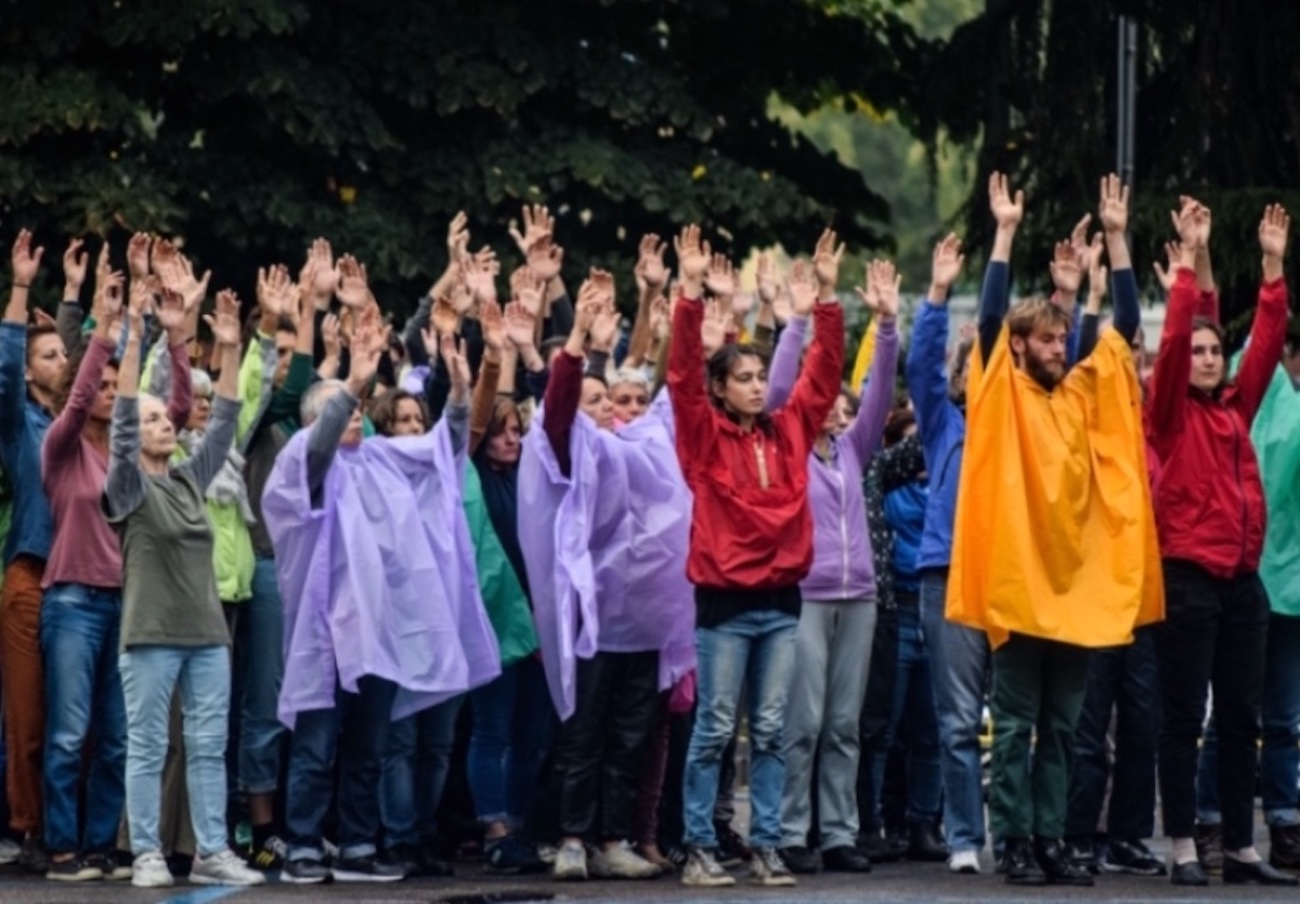 Per la giornata inaugurale del prossimo 81° Festival del Maggio Fiorentino il 5 maggio 2018, si cercano donne e uomini di tutte le età senza conoscenze specifiche di danza che desiderino prendere parte alla performance quindi essere parte attiva nel Festival. Le selezioni sono aperte e c’è tempo fino al 28 marzo per iscriversi. La partecipazione al progetto è gratuita.