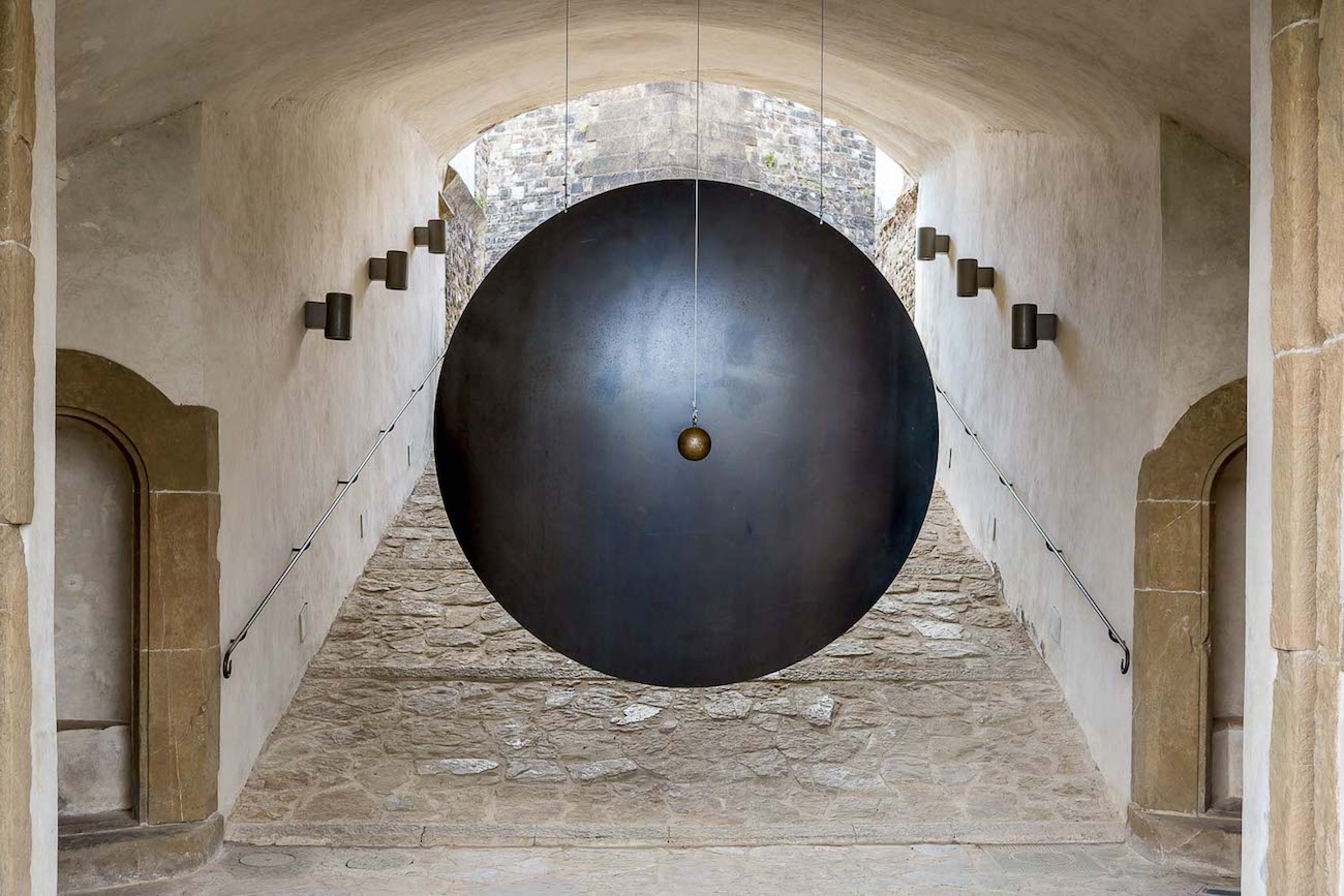 Gong by Eliseo Mattiacci