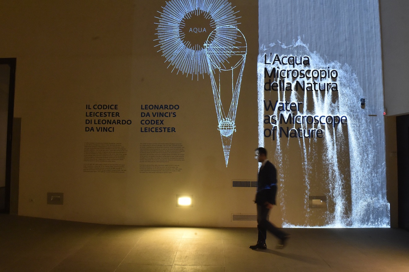 Leonardo da Vinci’s Codex Leicester: the famous manuscript returns to Florence after a quarter of a century as part of a spectacular exhibition.
