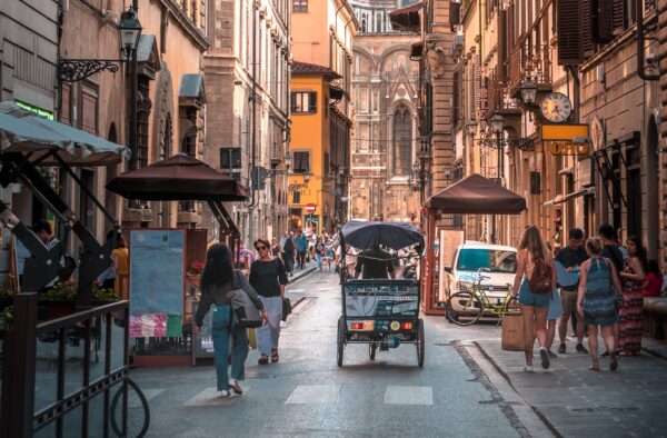 Florence returns to the yellow zone restrictions for Covid 19