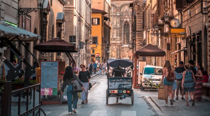 Florence returns to the yellow zone restrictions for Covid 19