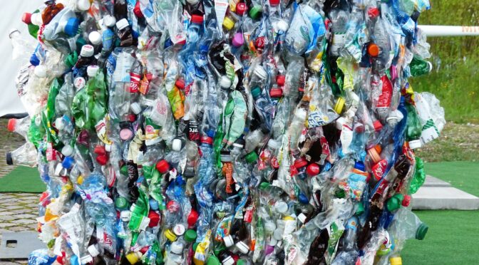 Single use plastic is prohibited in Tuscan parks and beaches