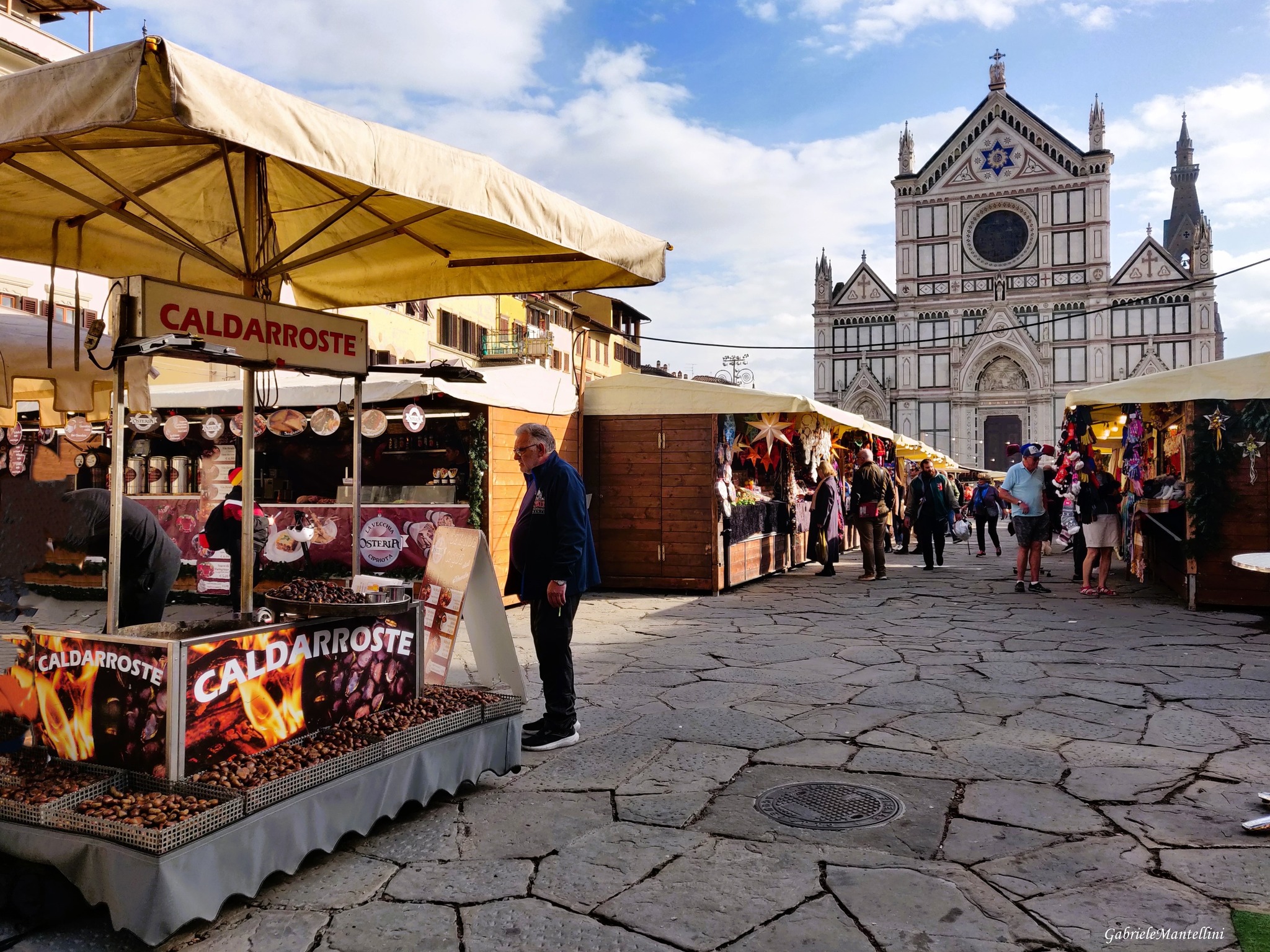 Floransa'nın Büyülü Noel Pazarlarını Keşfedin
