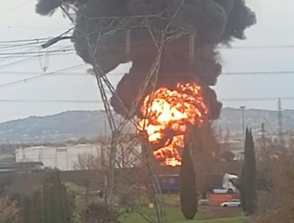 Explosion at Eni Fuel Depot in Calenzano
