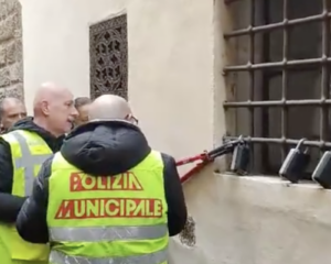 Florence Cracks Down on Keyboxes: Enforced Removals Underway