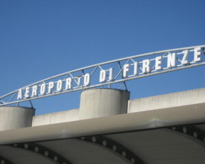 The Pisa and Florence airports will offer over 8 million seats in Summer 2025, a 9.6% increase from the previous year.