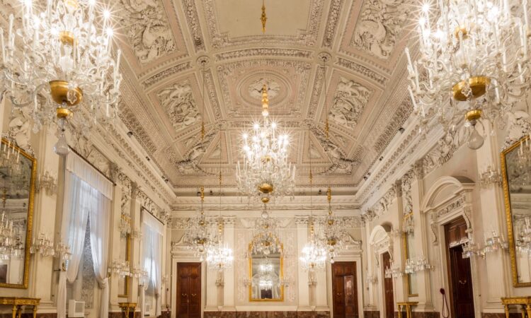 Sala bianca, Palazzo Pitti