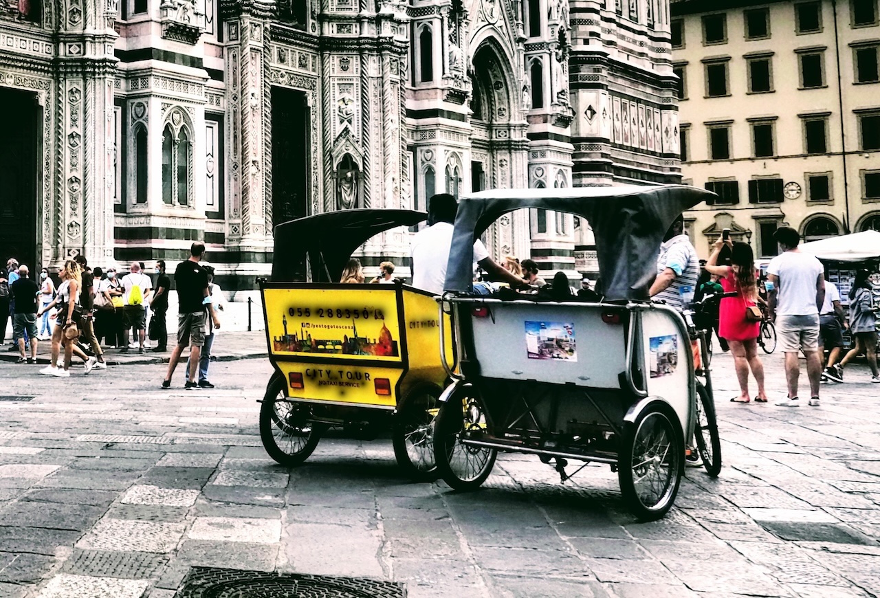 Florence, Tarihi Merkezden Rickshaws Bans Octaber 15'ten başlayarak