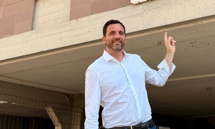 The center-right candidate Alessandro Tomasi of Fratelli d’Italia