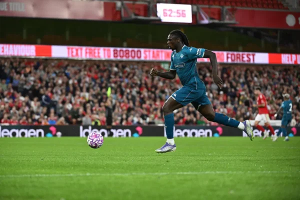 Fiorentina Hold Nottingham Forest in Second Match of English Tour