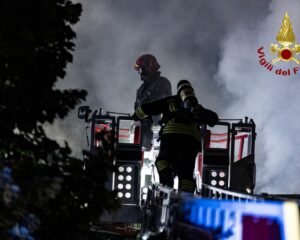 Fire Destroys Viper Theatre in Florence, Blaze Now Extinguished