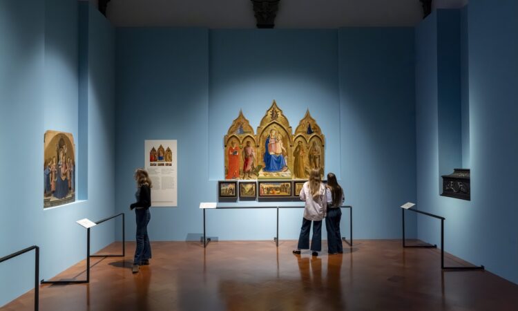 Fra Angelico: A Renaissance Journey Between Palazzo Strozzi and San Marco