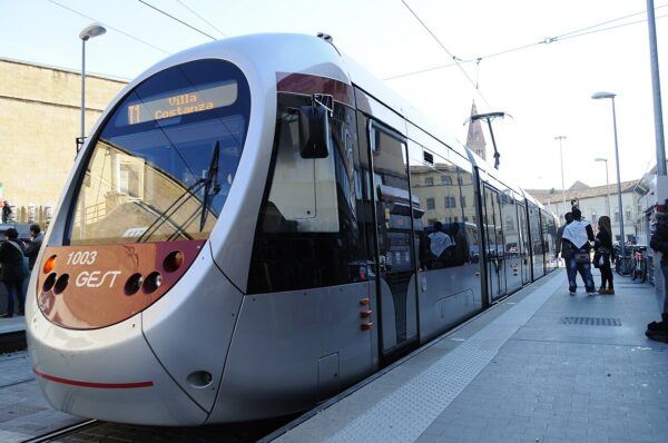 Florence Tram Line T1 Back in Service After Track Replacement