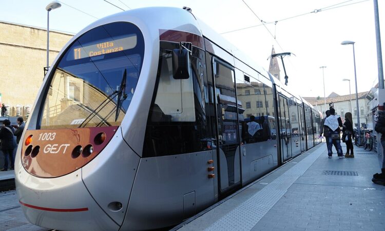 Florence Tram Line T1 Back in Service After Track Replacement