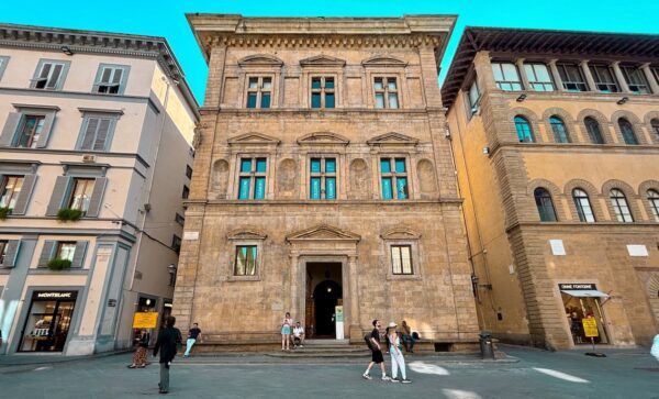 The Roberto Casamonti Collection at Palazzo Salimbeni-Bartolini: A Journey Through Contemporary Art in a Historic Setting