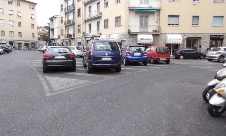 Fake Parking Tickets in Florence: How to Recognize the Scam