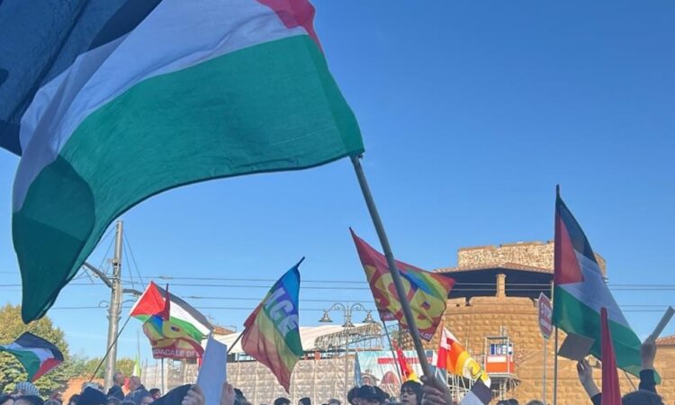 Thousands March in Florence as Italy Joins Pro-Palestinian Strike
