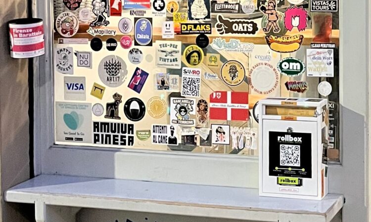 New Rollbox Opens in Sant’Ambrogio for Film-Lovers in Florence