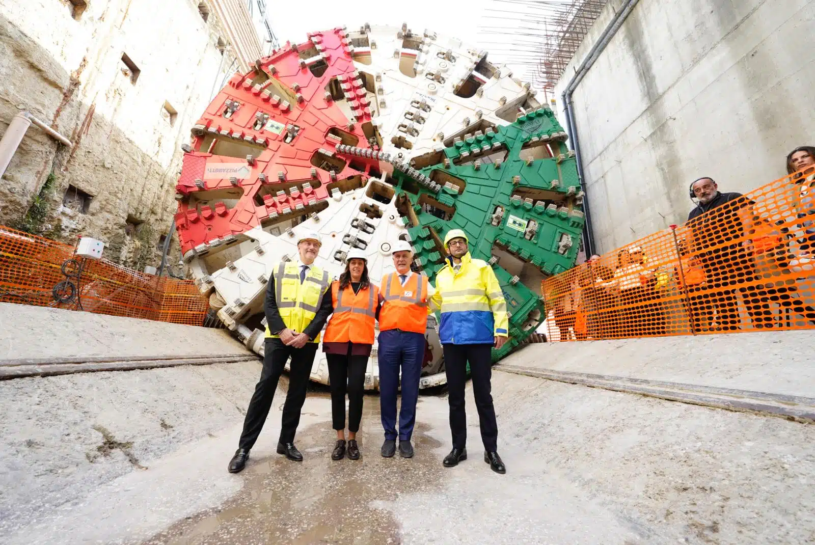Tünel Açma Makinesi Marika Gelecekteki Belfiore İstasyonuna Ulaşıyor