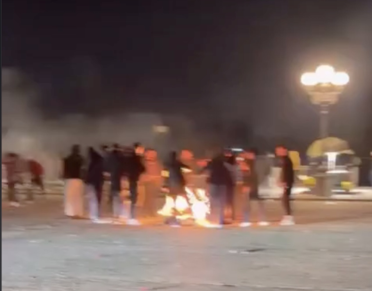 Video, Yılbaşı Gecesinden Sonra Piazzale Michelangelo'daki Yangını Gösteriyor