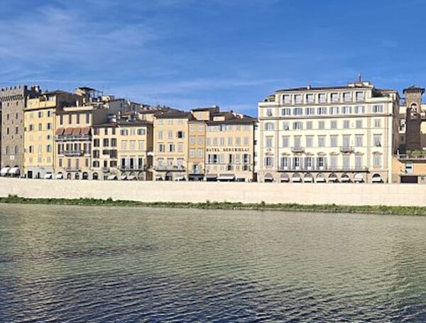 Arno white riverbank walls spark debate after the black cube controversy