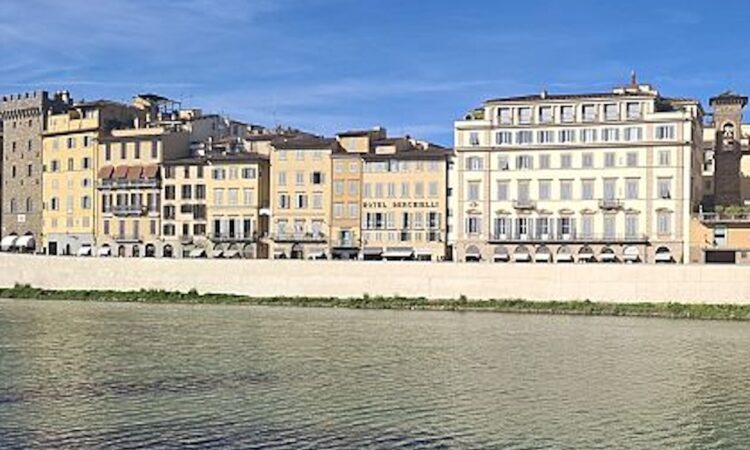 Arno white riverbank walls spark debate after the black cube controversy