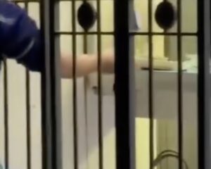 Shop window smashed in Florence centre