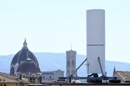 Florence skyline controversy over large rooftop antenna near historic centre