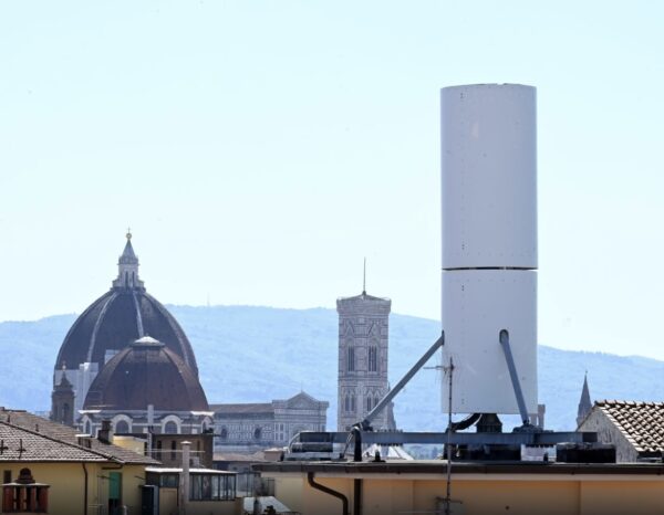 Florence skyline controversy over large rooftop antenna near historic centre